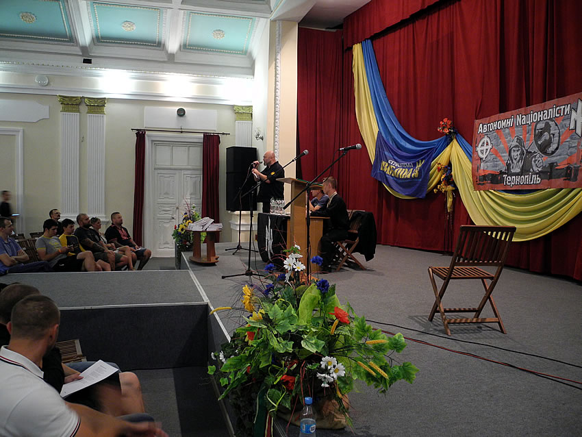 Презентація книжки «Голос Крові», Тернопіль, 2013.07.14 Презентація книжки «Голос Крові», Тернопіль, 2013.07.14